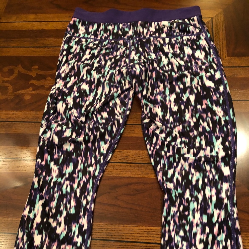 Nike leggings printed blue pink purple